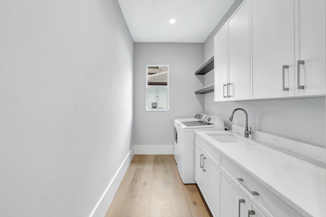 14286 Charthouse Cir, Naples, FL 34114