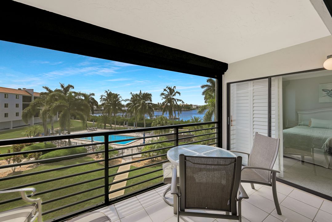 226 3rd St #206, Bonita Springs, FL 34134