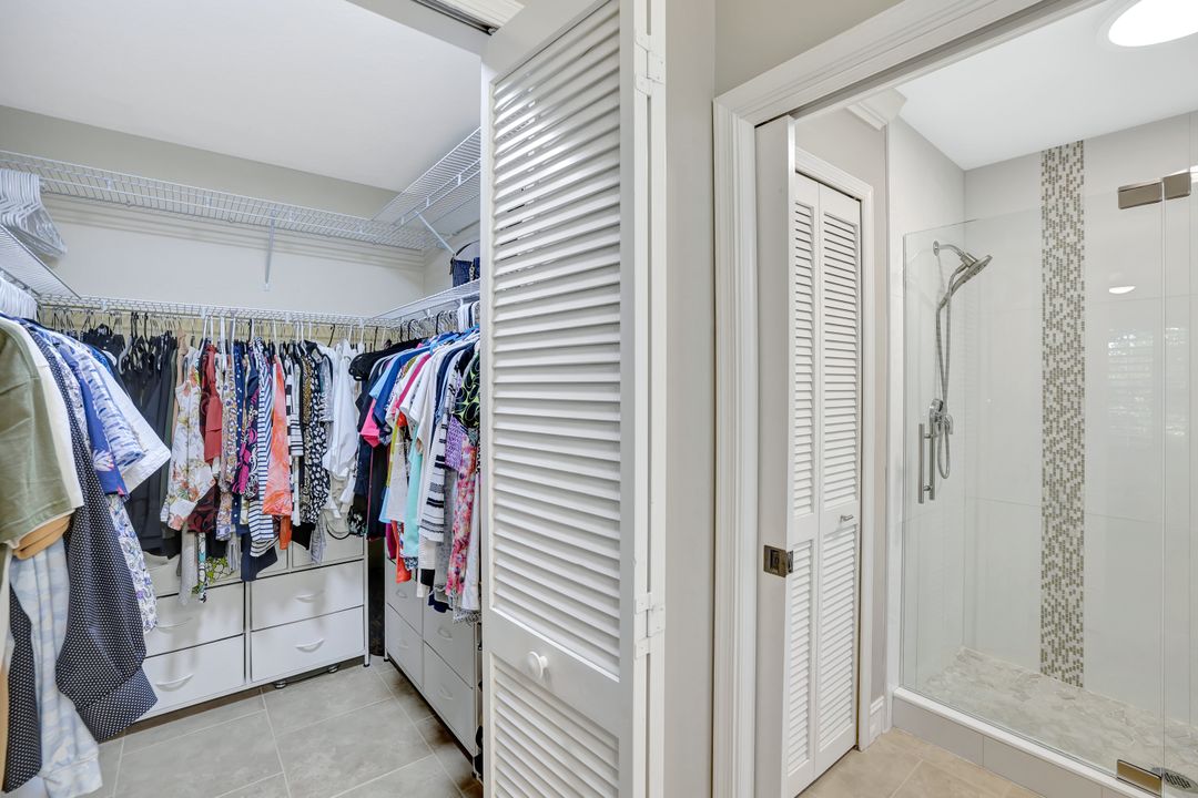 7087 Barrington Cir #101, Pelican Bay, FL 34108
