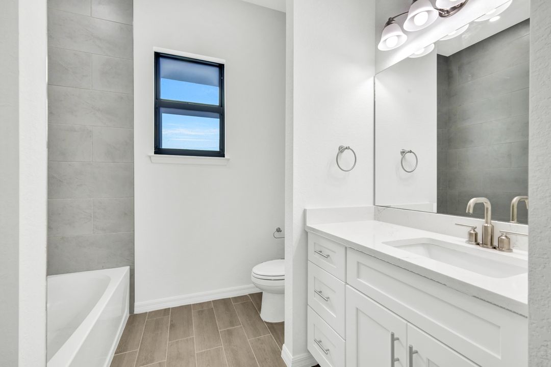 5011 Pelican Blvd, Cape Coral, FL 33914