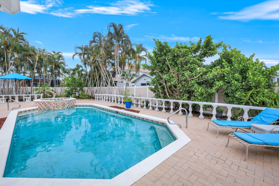 2310 SW 53rd St, Cape Coral, FL 33914