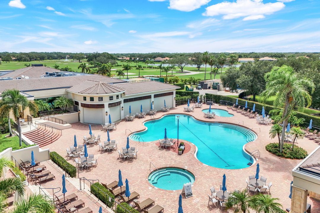 1123 Augusta Falls Way, Naples, FL 34119