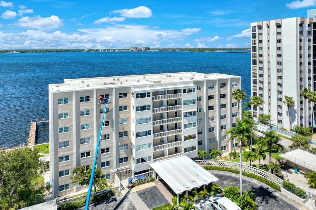 1900 Clifford St  #507, Fort Myers, FL 33901