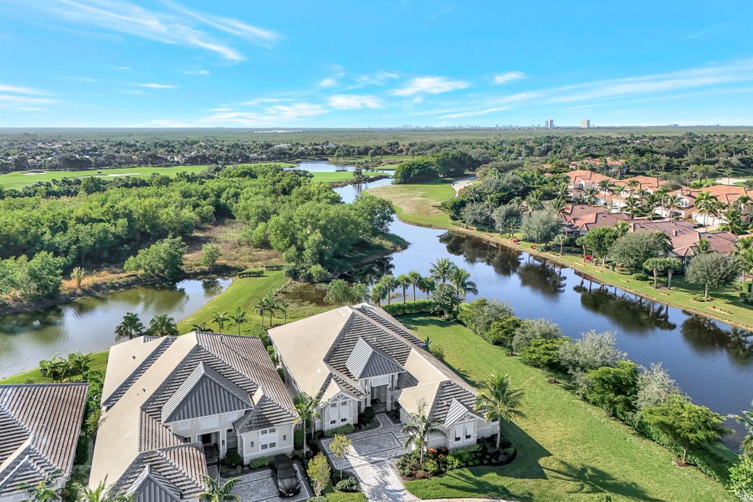 3344 Kumamoto Ln, Naples, FL 34114