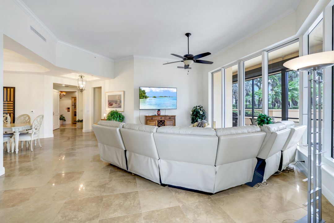 1050 Borghese Ln #106, Naples, FL 34114