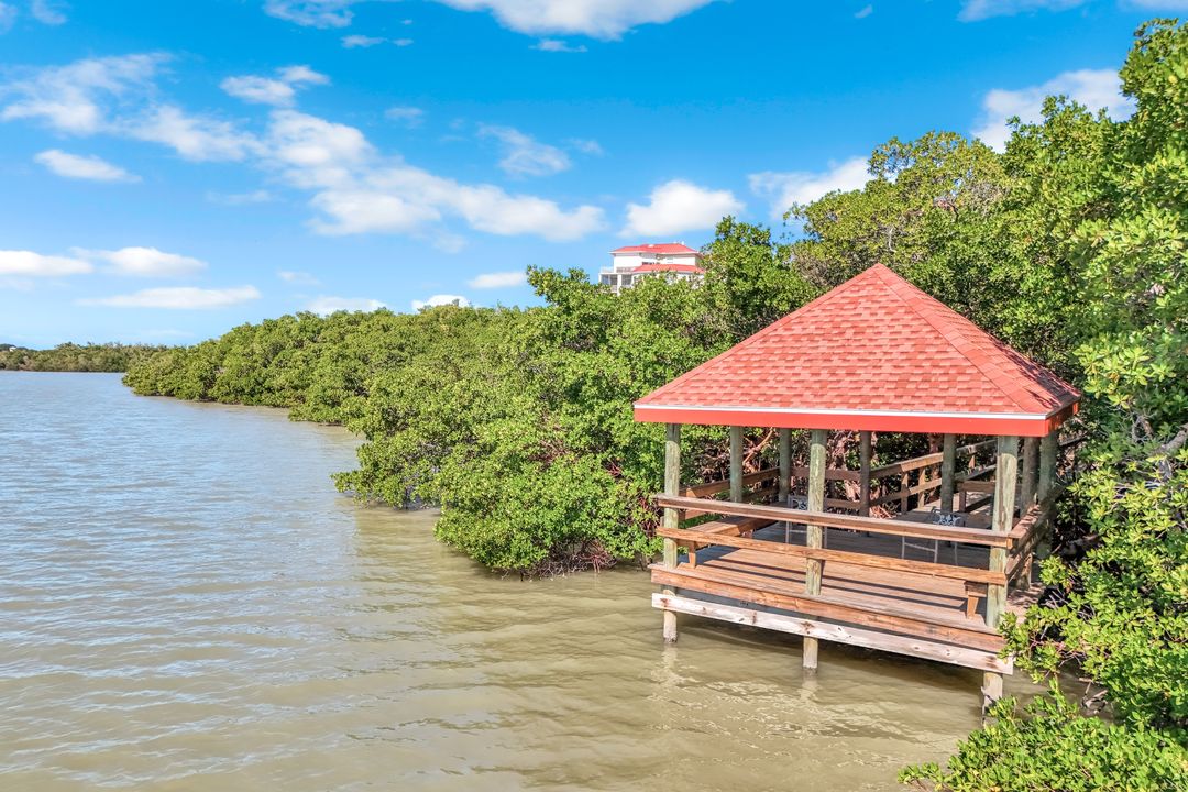 337 Vintage Bay Dr #D28, Marco Island, FL 34145