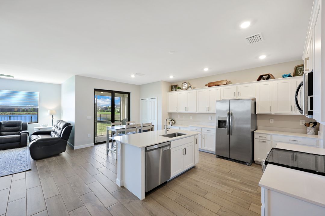 11087 Canopy Loop, Fort Myers, FL 33913