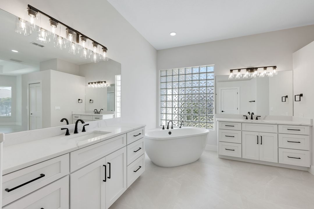 1524 SW 56th Terrace, Cape Coral, FL 33914