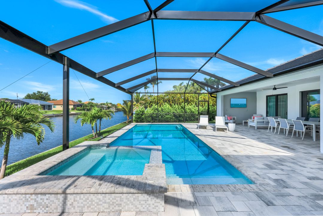 2118 SW 39th Terrace, Cape Coral, FL 33914