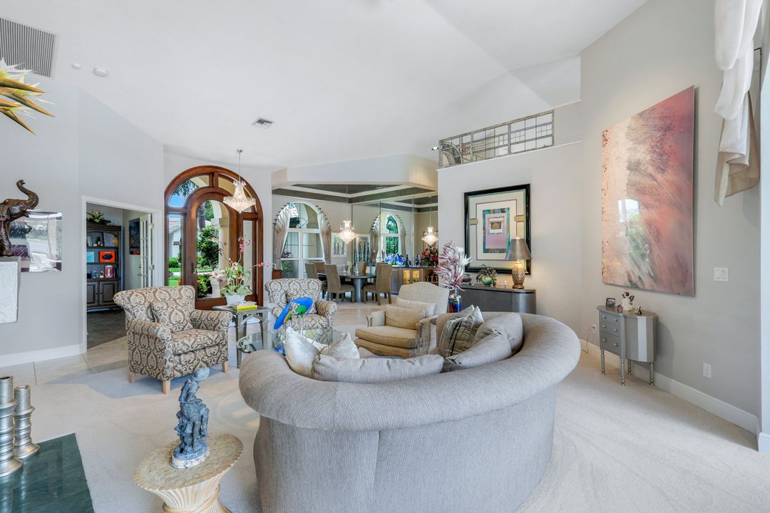 3760 Lakemont Dr, Bonita Springs, FL 34134