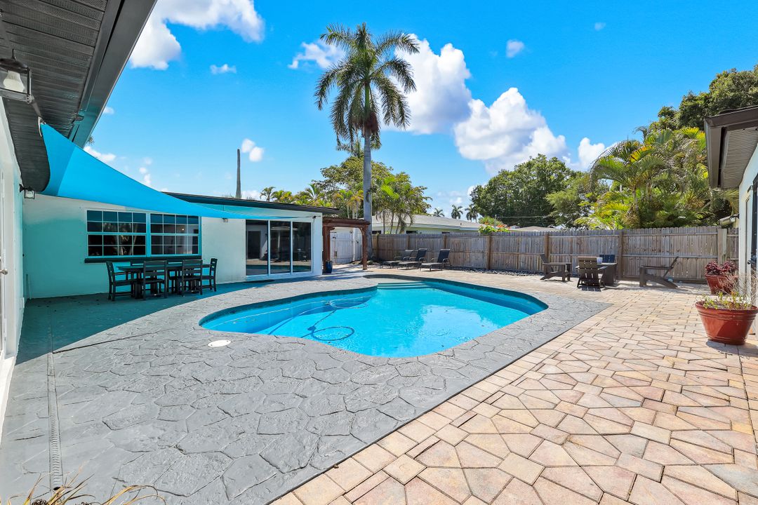 8327 Riviera Ave, Fort Myers, FL 33919