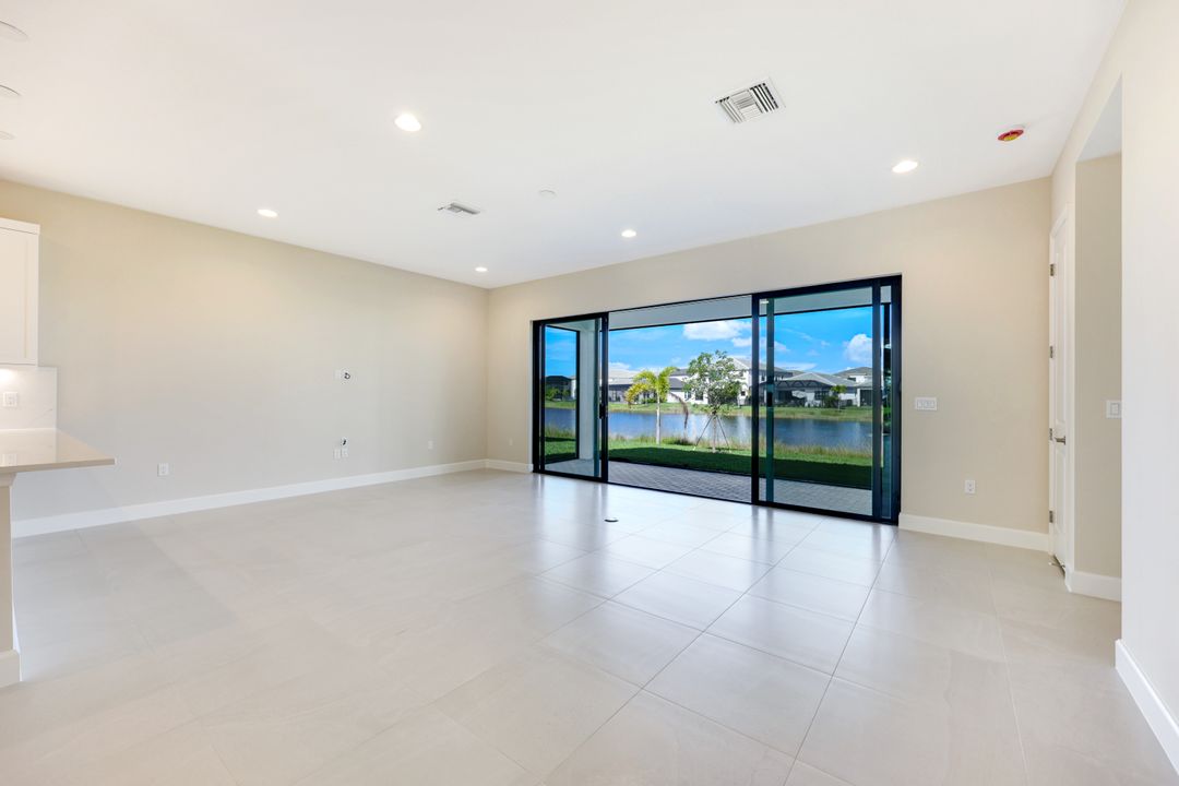 12650 Alderson Ave, Estero, FL 33928