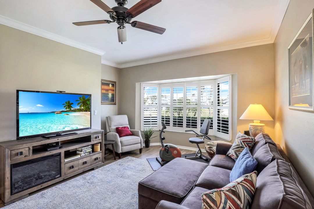 4702 SW 25th Ct, Cape Coral, FL 33914