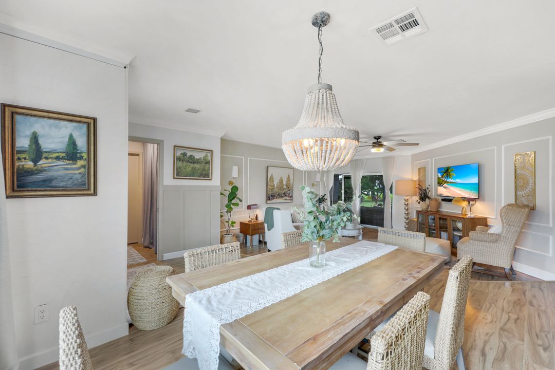 391 Torrey Pines Point, Naples, FL 34113