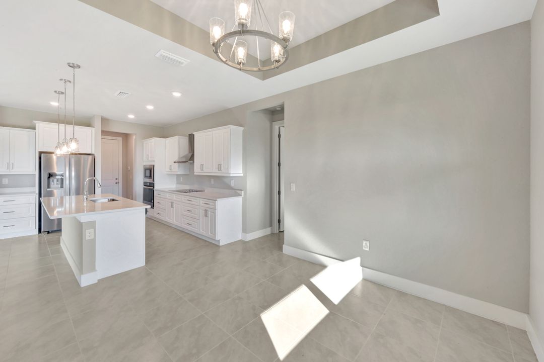 2721 SW 11th Ave, Cape Coral, FL 33914