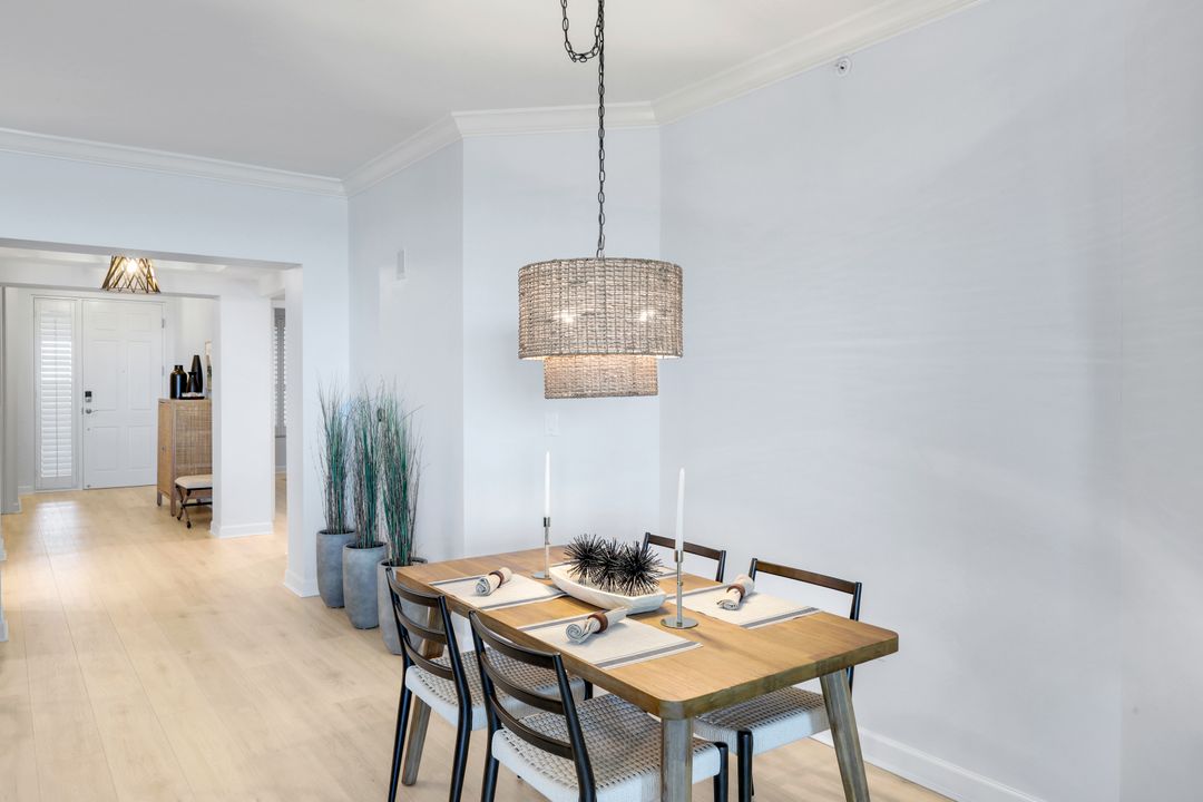 325 Dunes Blvd #604, Naples, FL 34110