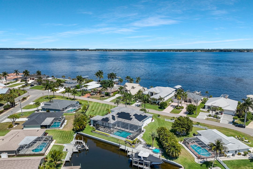 3816 SE 21st Pl, Cape Coral, FL 33904