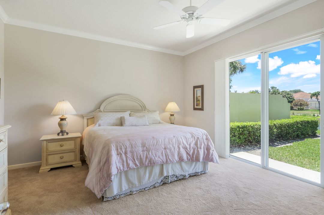 4479 Prescott Ln, Naples, FL 34119