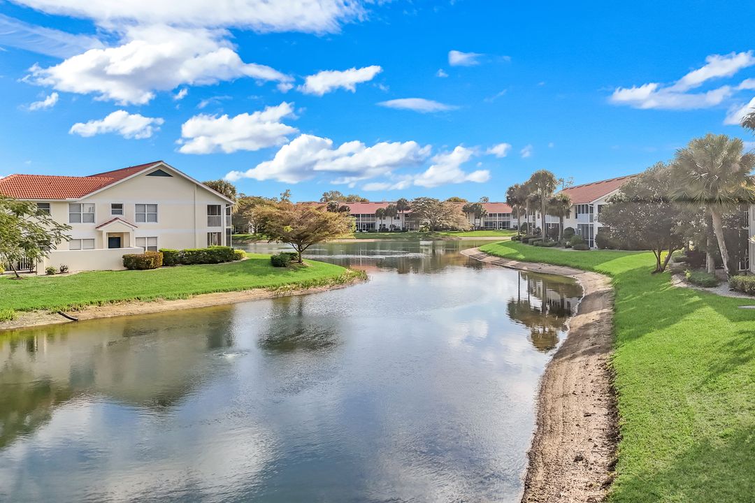 4940 Deerfield Way #201, Naples, FL 34110