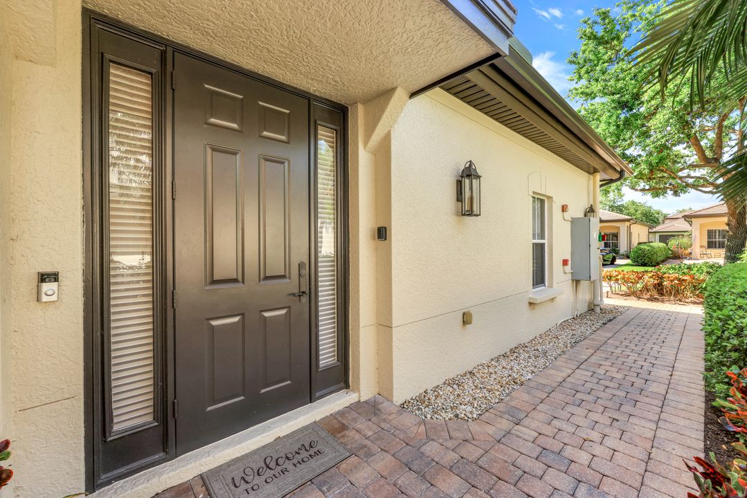 6120 Montelena Cir #2201, Naples, FL 34119