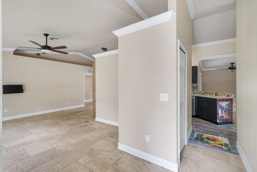 341 41st Ave NE, Naples, FL 34120
