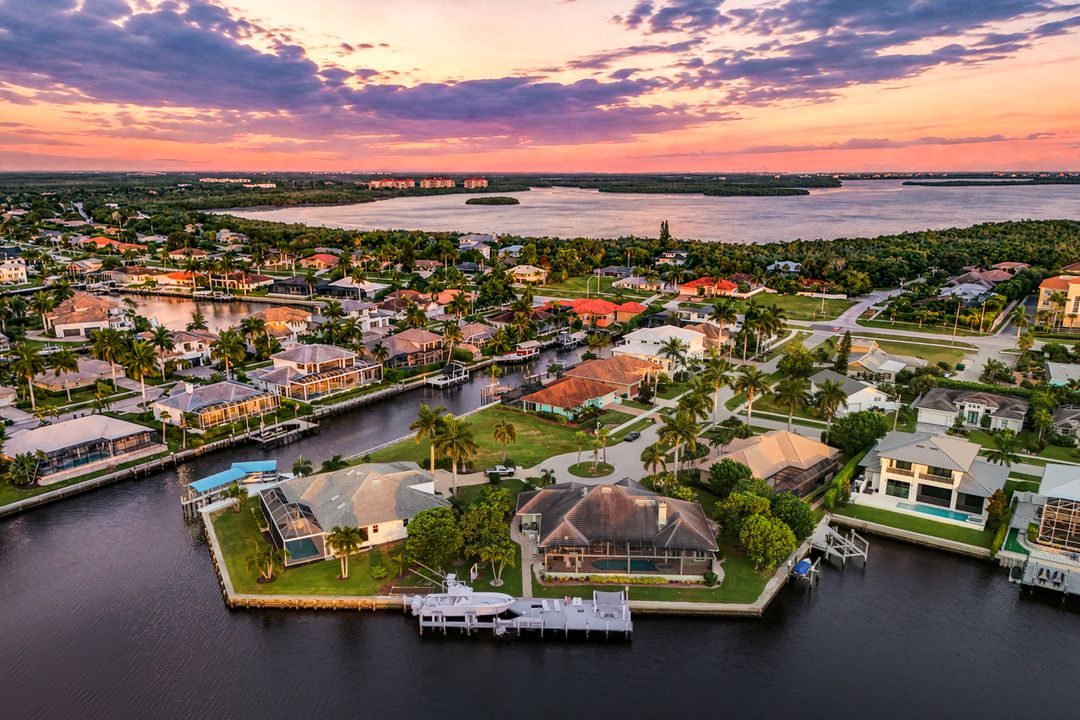 60 Covewood Ct, Marco Island, FL 34145