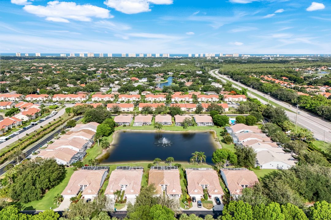 2266 Stacil Cir, Naples, FL 34109