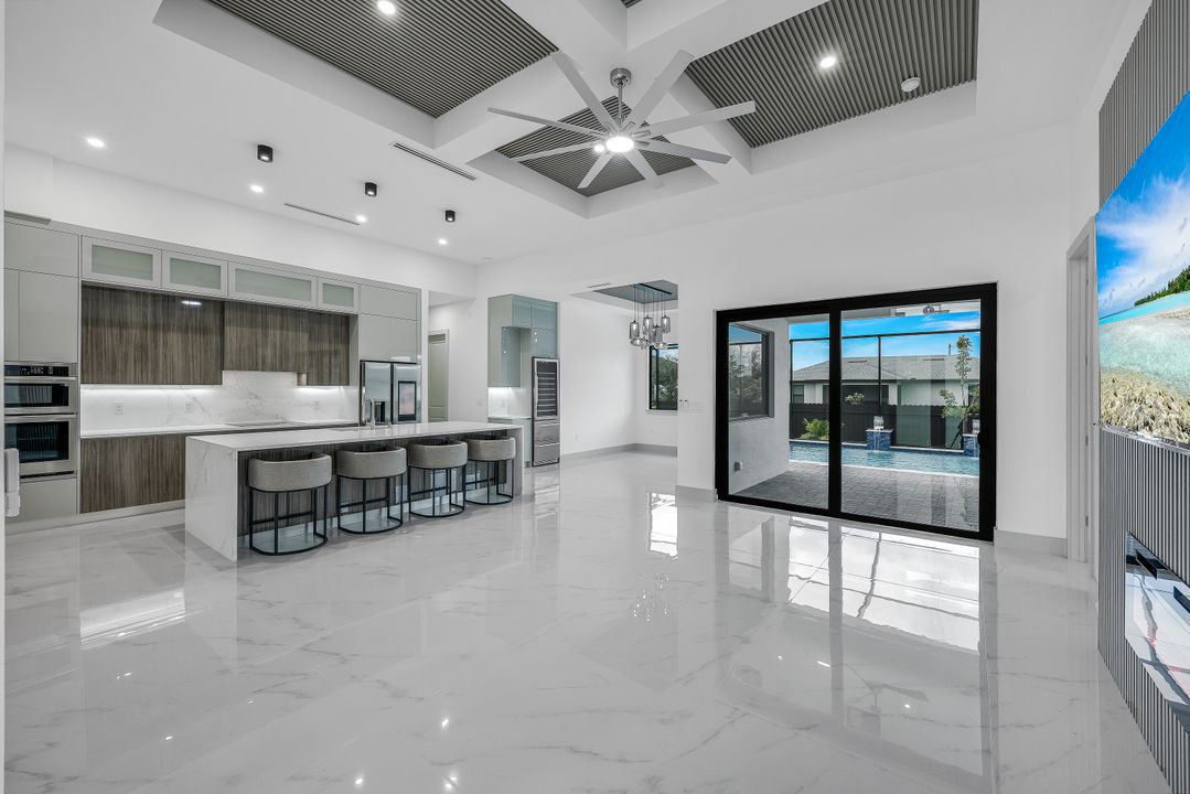 342 SW 31st Ave, Cape Coral, FL 33991