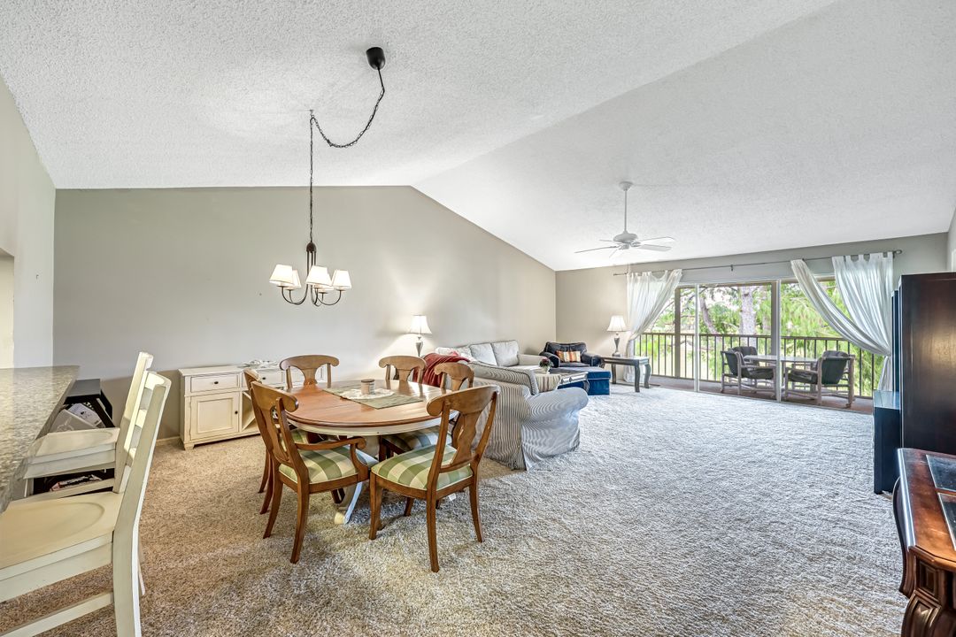 5955 Bloomfield Cir #A305, Naples, FL 34112