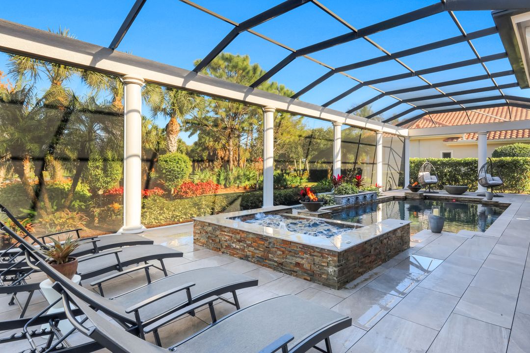 3828 Isla Del Sol Way, Naples, FL 34114