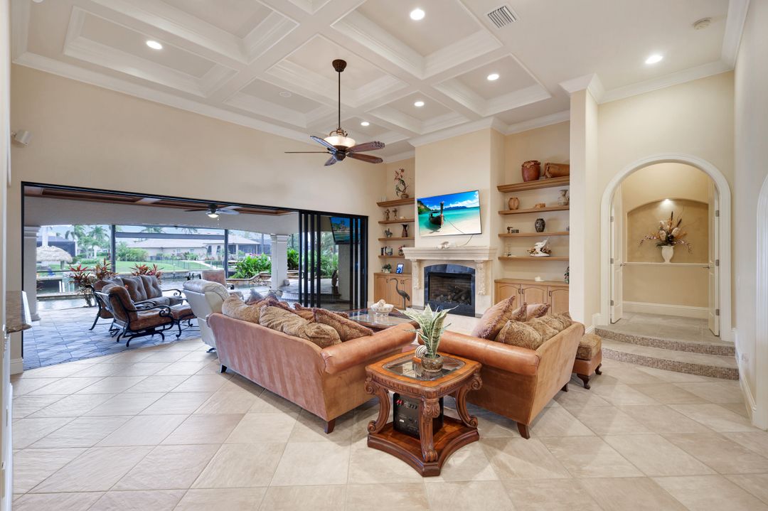 5521 Harbour Preserve Cir, Cape Coral, FL 33914