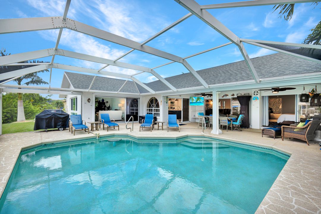 2310 SW 43rd Terrace, Cape Coral, FL 33914