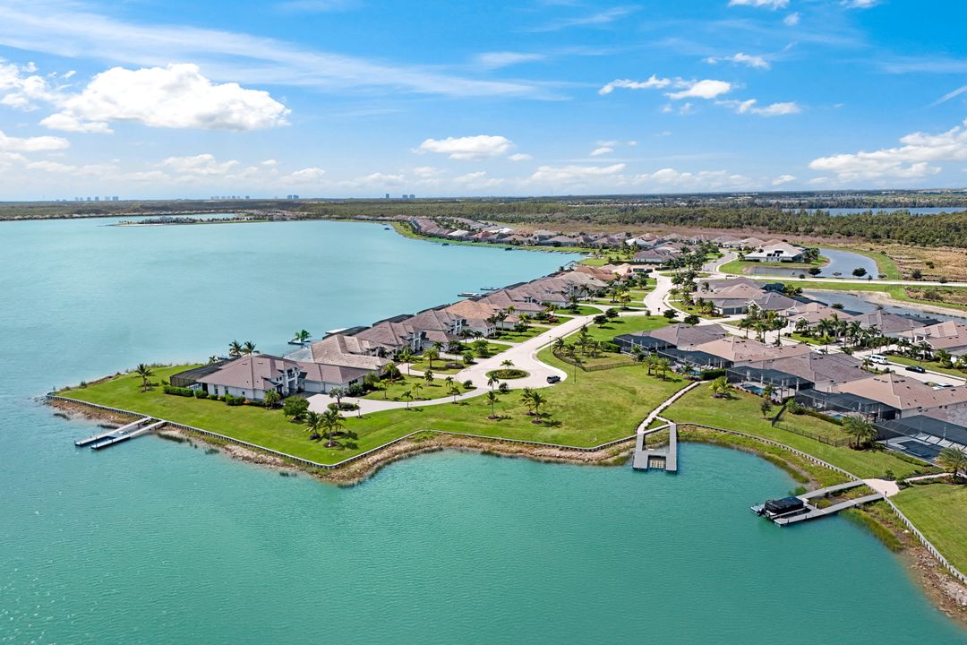 17216 Blue Sapphire Dr, Fort Myers, FL 33913