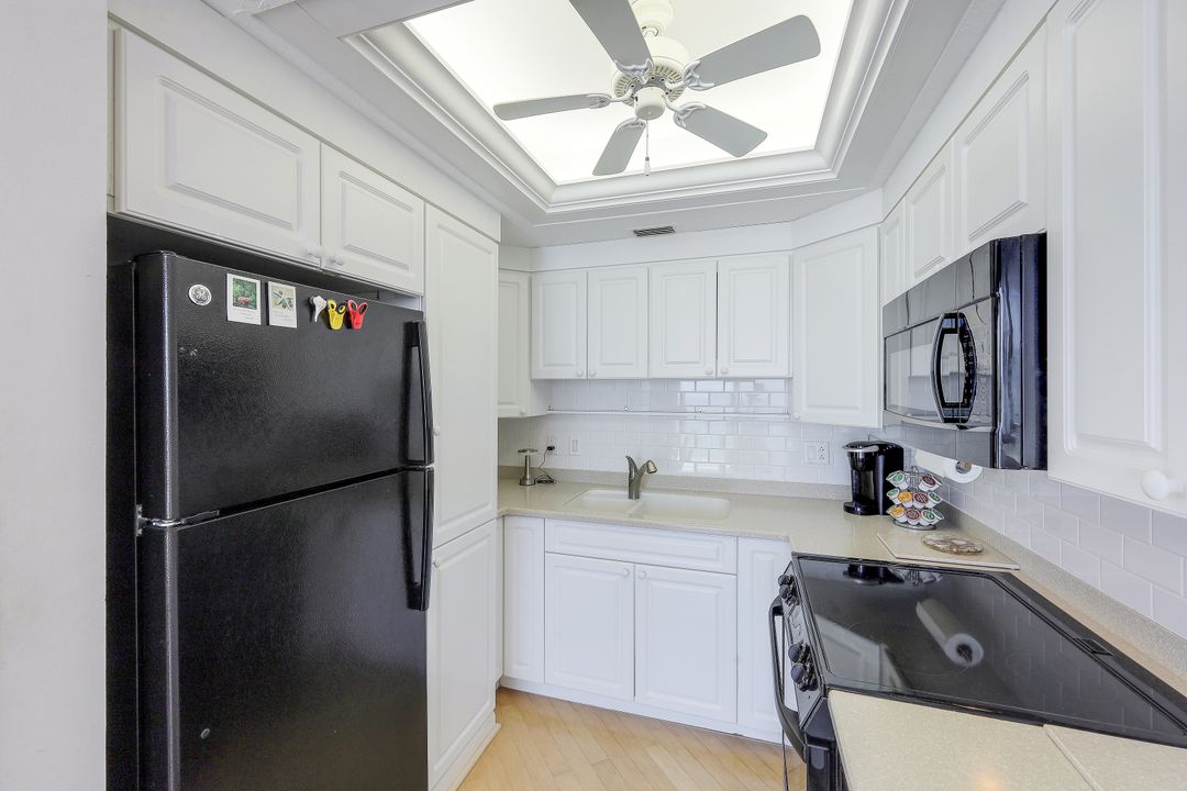 140 Seaview Ct #1705N, Marco Island, FL 34145