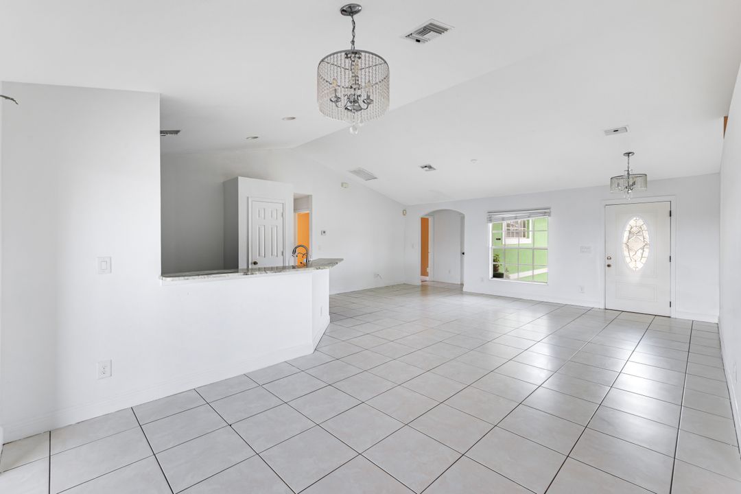 2917 4th St SW, Lehigh Acres, FL 33976