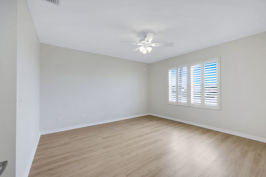 210 Waterside Cir #201, Marco Island, FL 34145