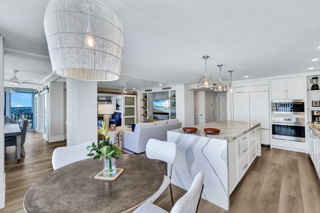 4401 Gulf Shore Blvd N #1406, Naples, FL 34103