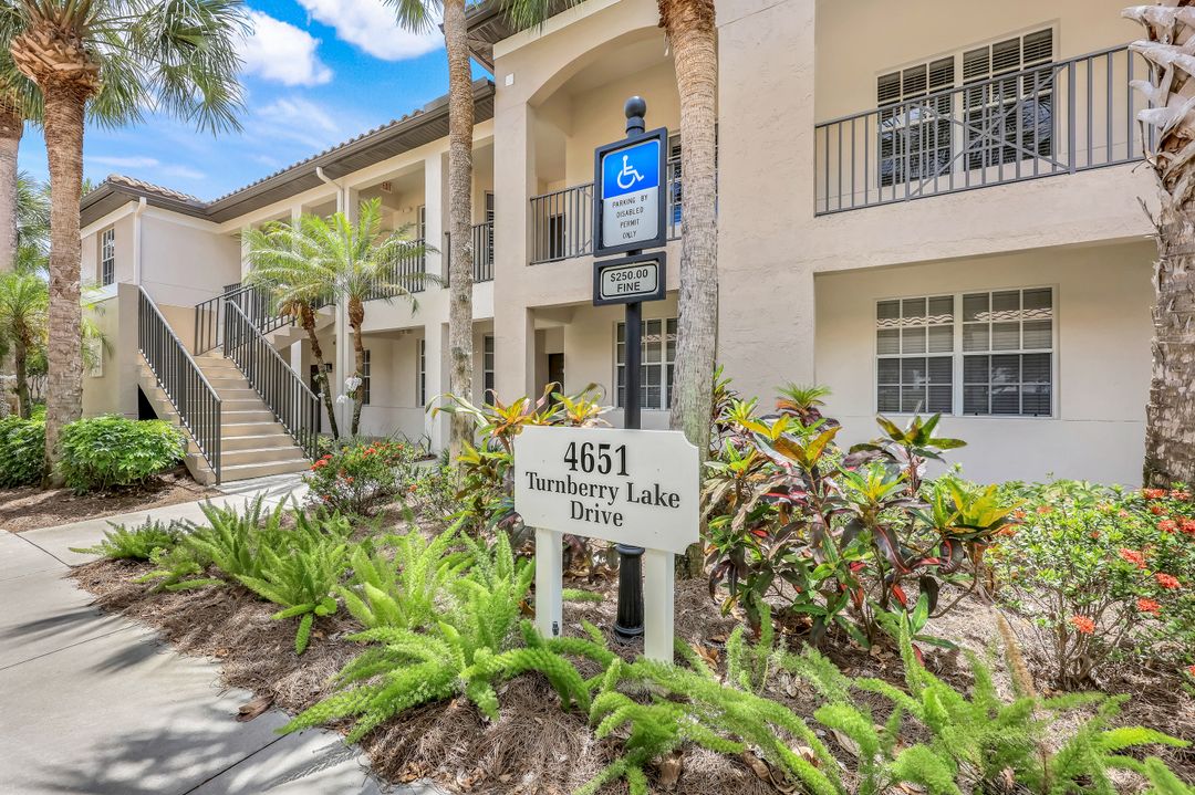 4651 Turnberry Lake Dr #201, Estero, FL 33928