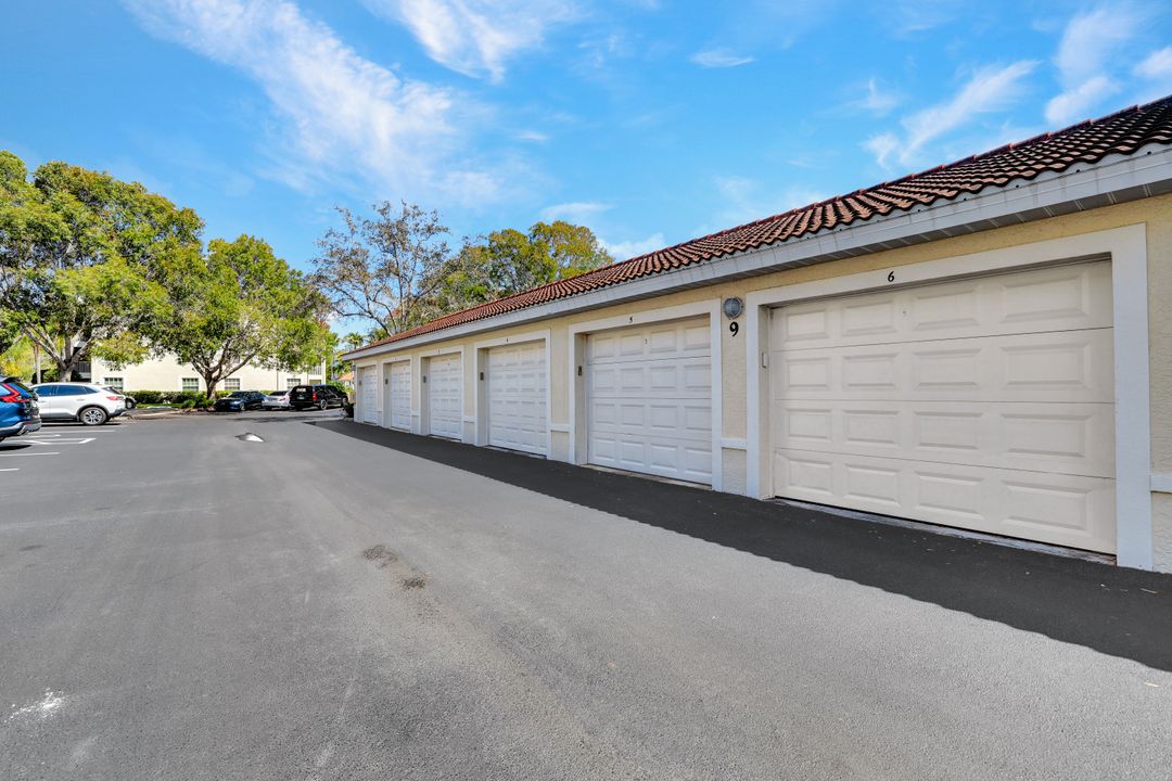 4625 St Croix Ln #1118, Naples, FL 34109