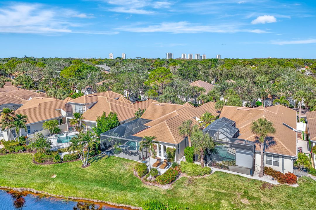 3671 Olde Cottage Ln, Bonita Springs, FL 34134
