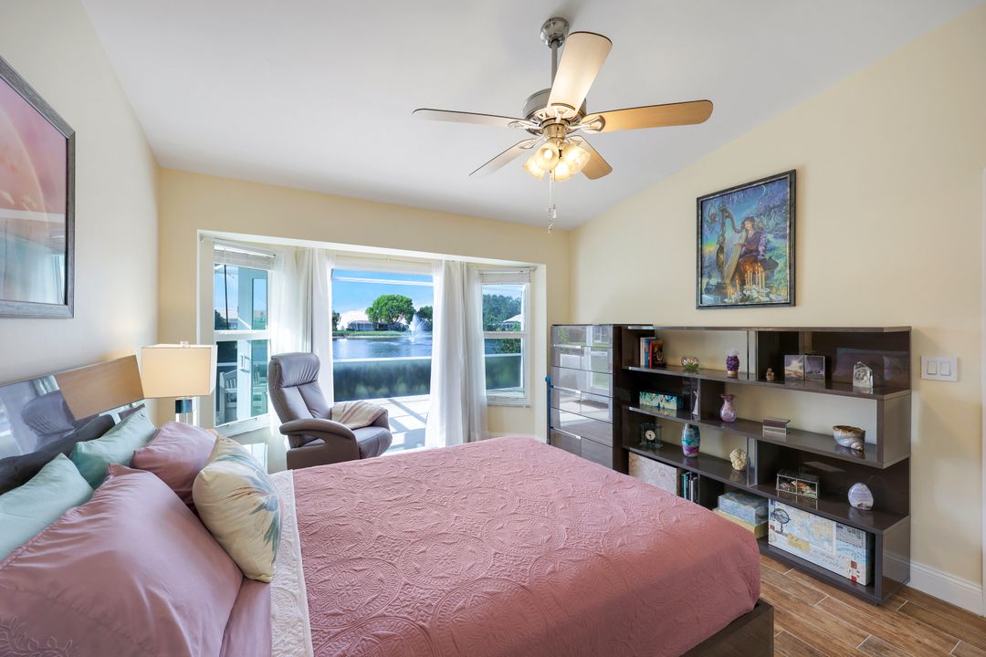 2266 Stacil Cir, Naples, FL 34109