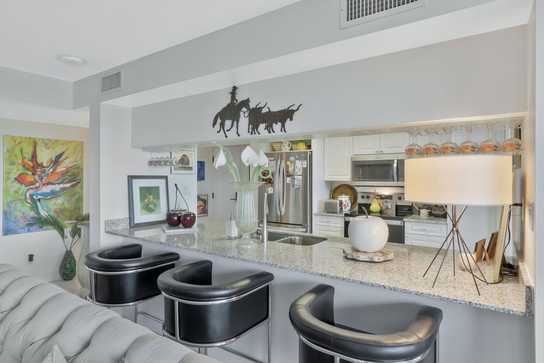 6573 Marissa Loop #303, Naples, FL 34108