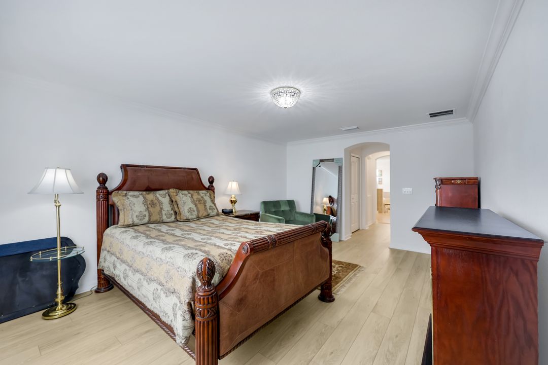 2159 Hamlin St, Naples, FL 34120