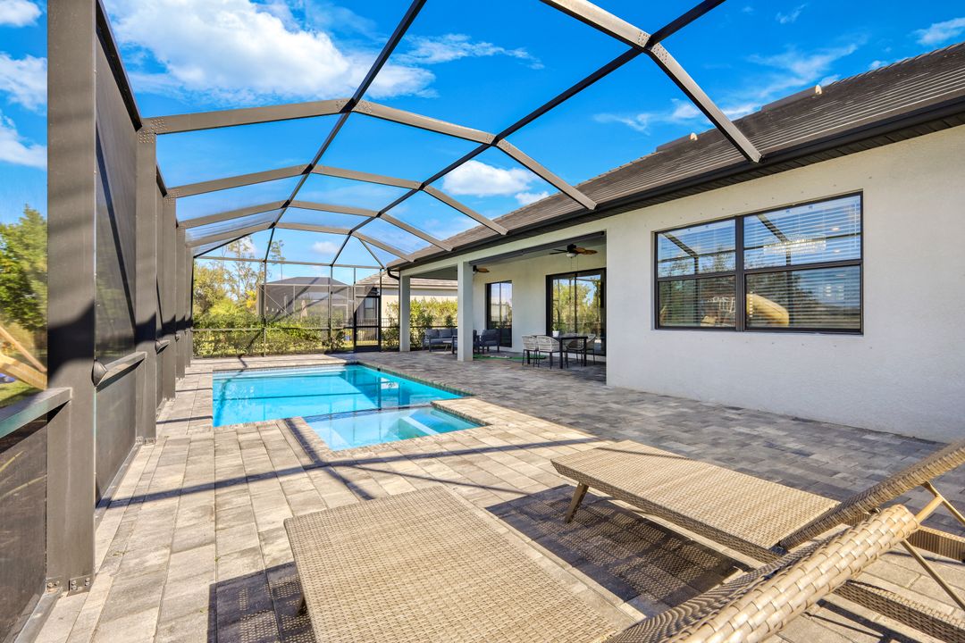 11689 Canopy Loop, Fort Myers, FL 33913