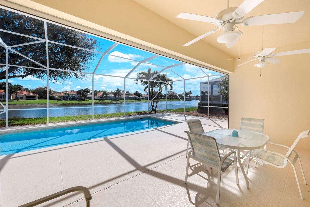 4322 Queen Elizabeth Way, Naples, FL 34119