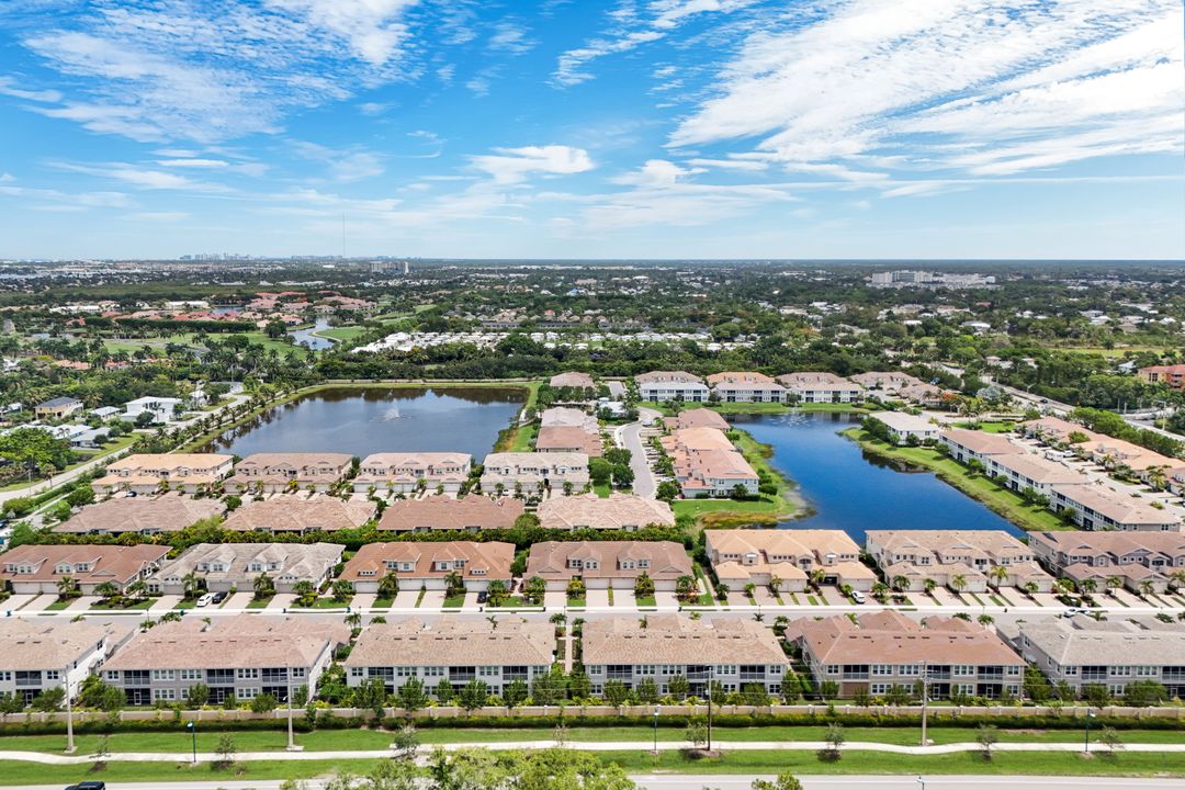 4619 Arboretum Cir #101, Naples, FL 34112