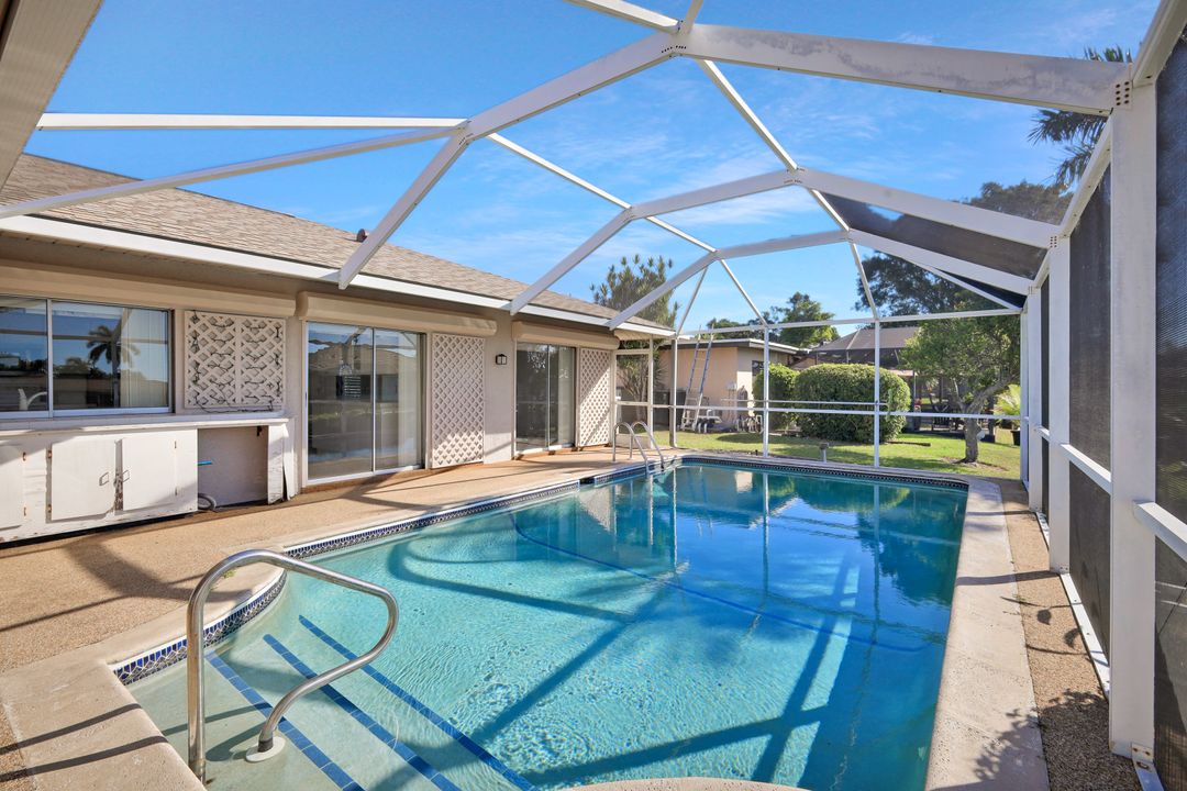 206 SE 37th Terrace, Cape Coral, FL 33904