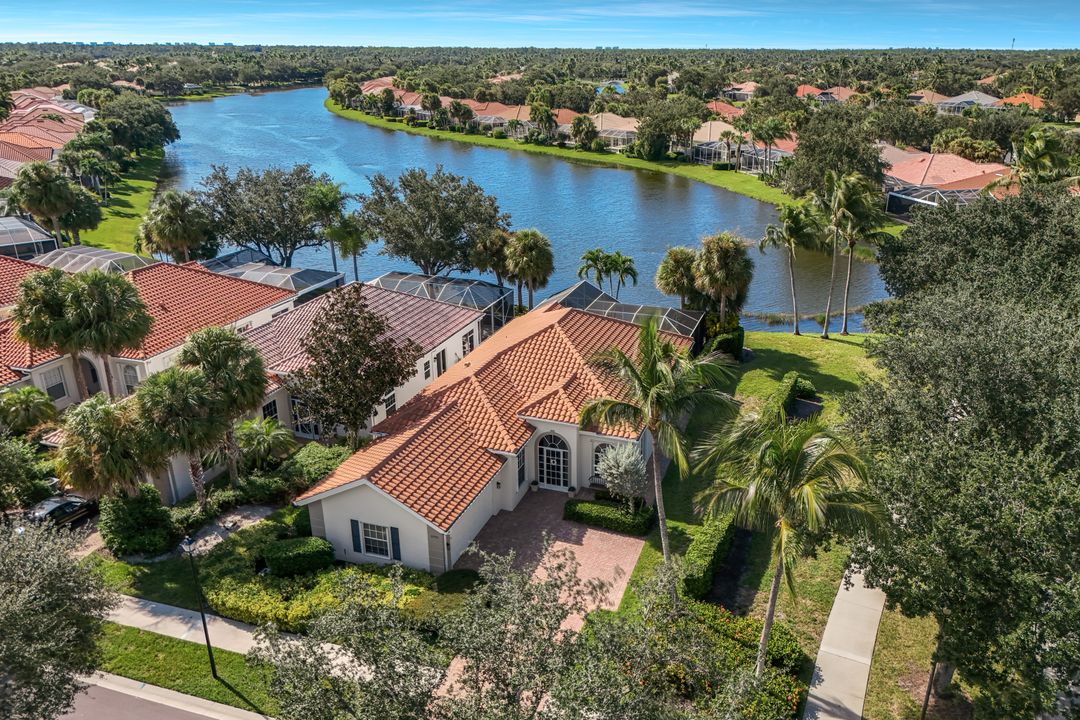 3701 Whidbey Way, Naples, FL 34119