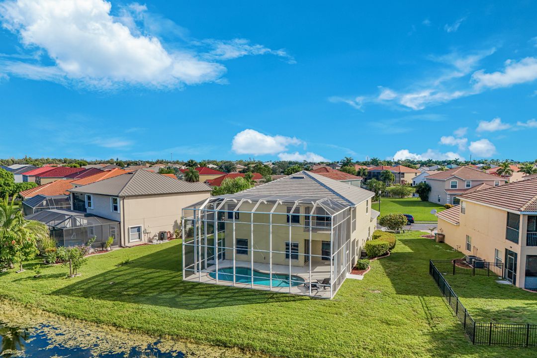 2210 Cape Heather Cir, Cape Coral, FL 33991