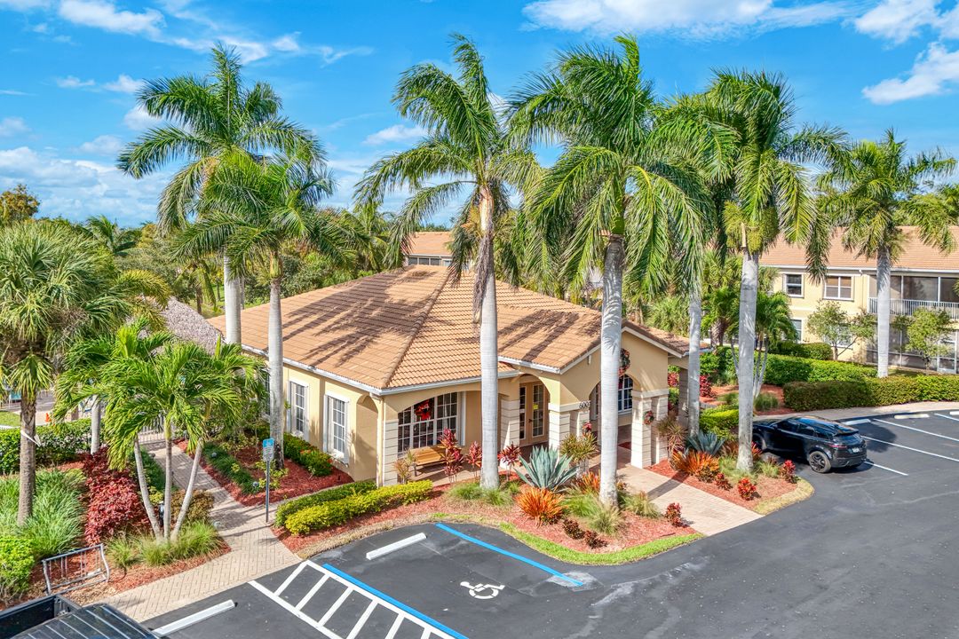 6100 Jonathans Bay Cir #302, Fort Myers, FL 33908